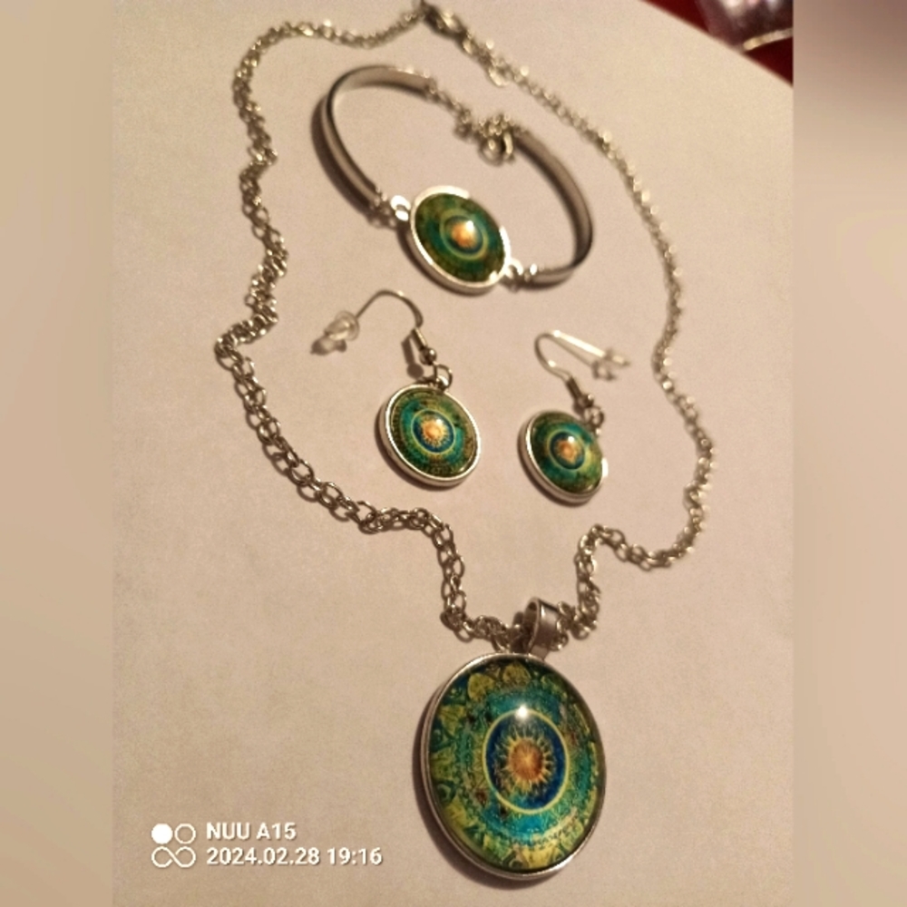 Jewelry set - Picture 3 of 7